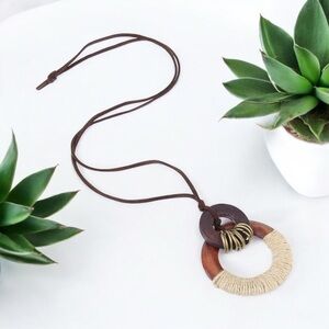NWT Boho Layered Circles Pendant Leather Rope Necklace